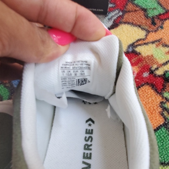 Converse NEW in Box - Picture 5 of 6